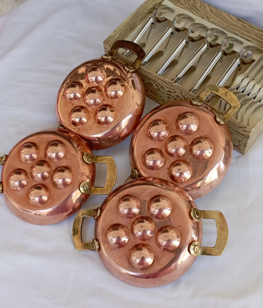 4 Piece Vintage Escargot Pan Set from the 1980s, Copper Pan and Tongs Set for Escargot Dish